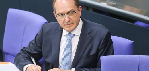 Alexander Dobrindt sieht hohe Anschlagsgefahr in Deutschland Alexander Dobrindt sieht hohe Anschlagsgefahr in Deutschland