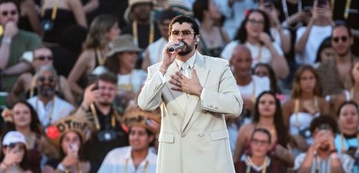 Bad Bunny muss Konzert wegen schweren Unwetters abbrechen