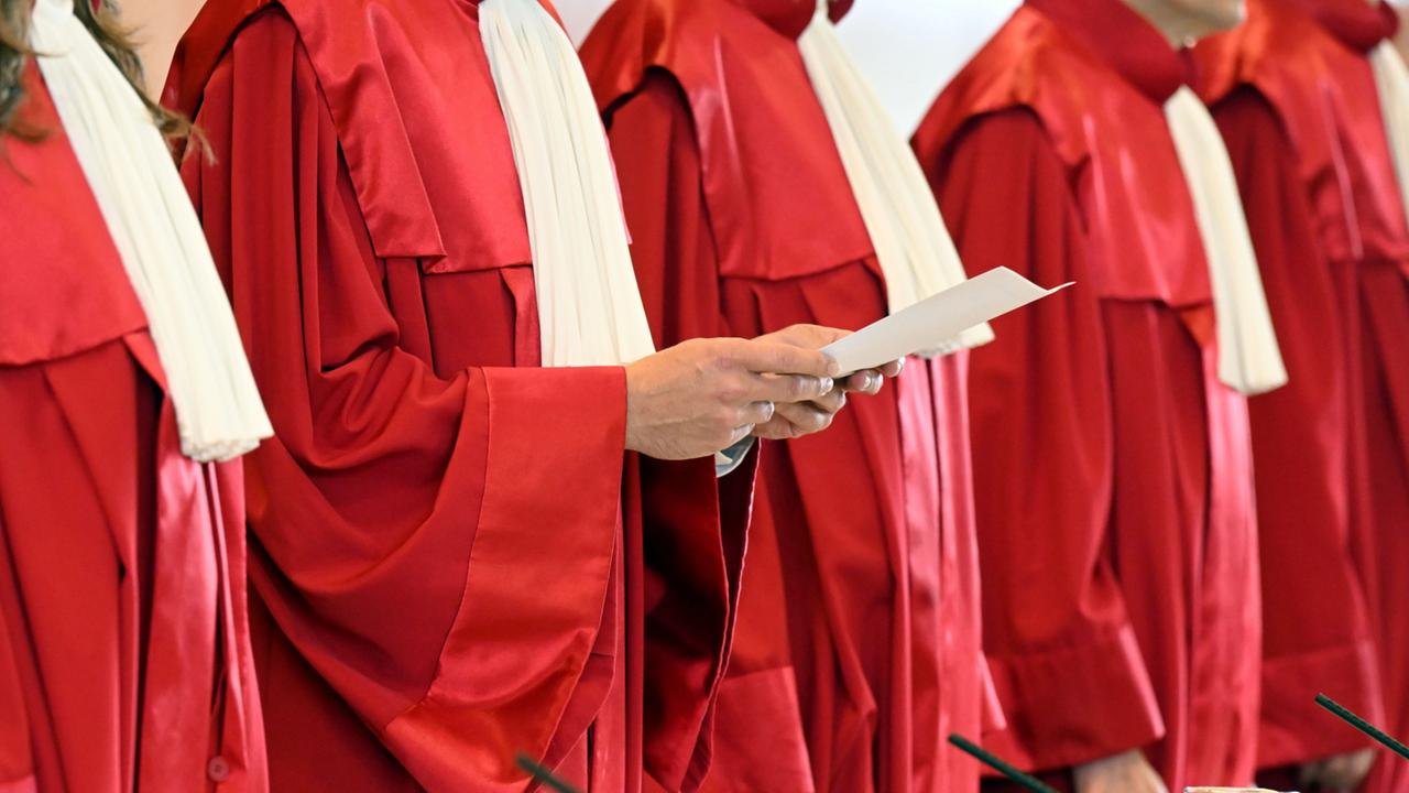 Bundesverfassungsgericht urteilt über Abgeordnetenrechte