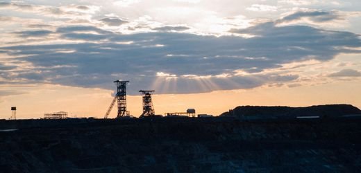 De Beers: Diamantenkonzern will Südafrikas größte Mine zwei Jahre stilllegen