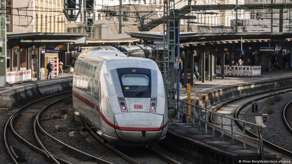 Deutsche Bahn macht erstmals seit 2019 Gewinn