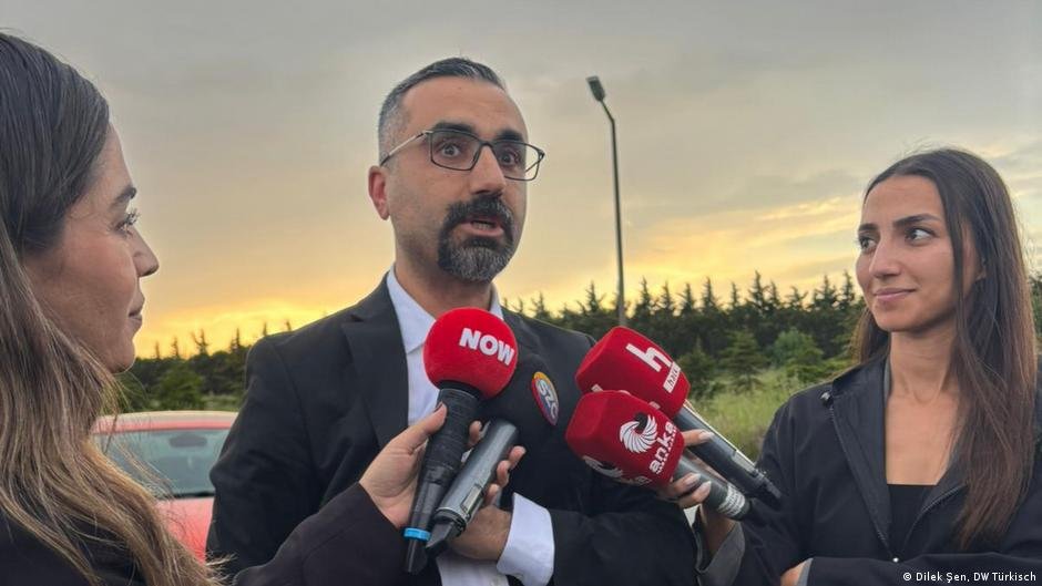 Festgenommener DW-Journalist Uludağ vorerst freigelassen