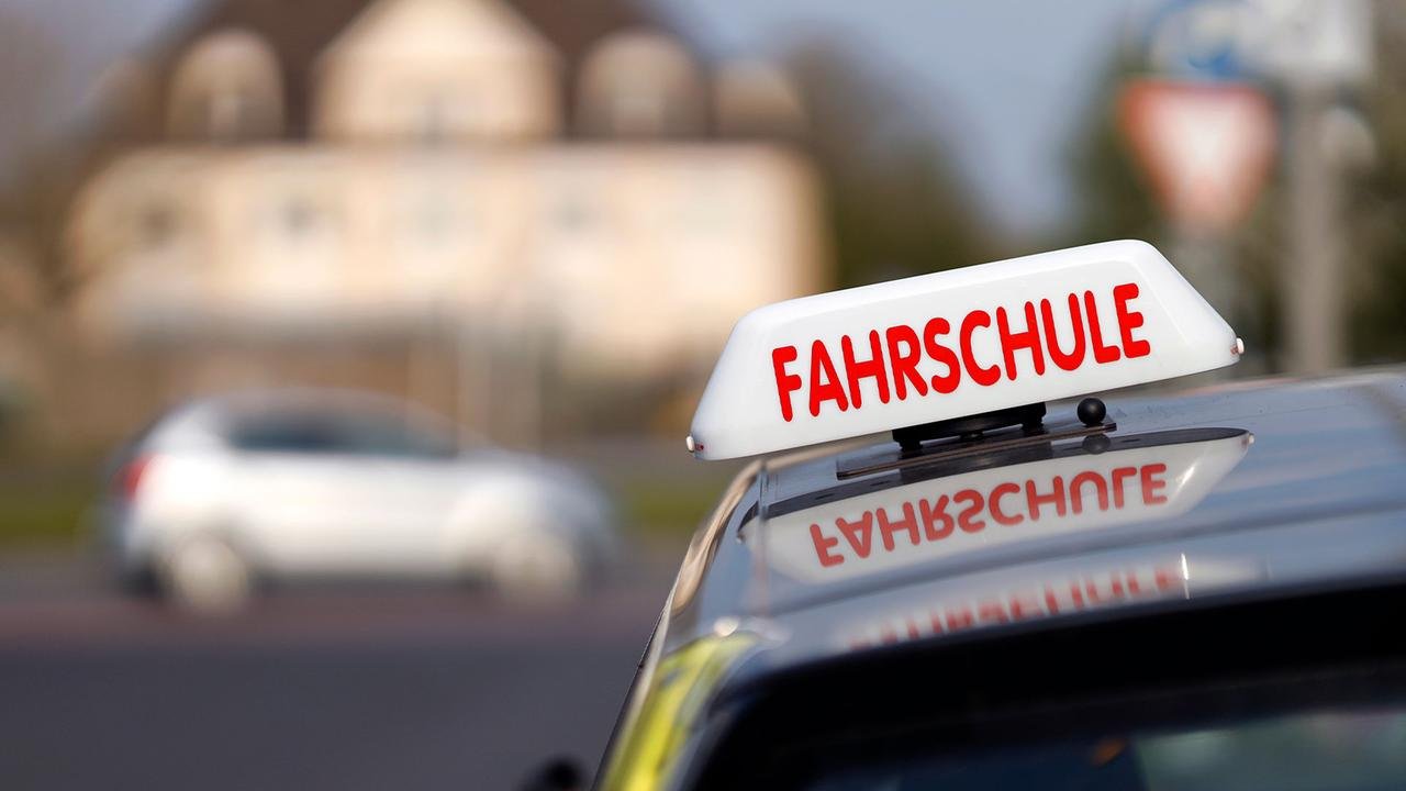 Führerschein für viele Menschen unbezahlbar Führerschein für viele Menschen unbezahlbar