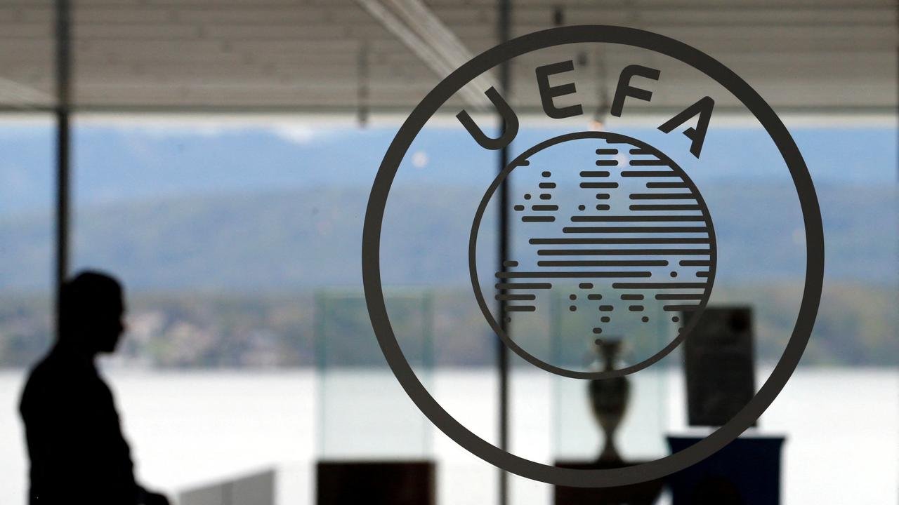 Fußball in Aufruhr – UEFA bereitet Sitzung für Donnerstag vor