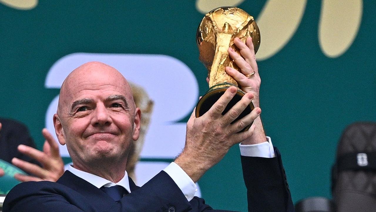 Infantino empört die Fußball-Welt