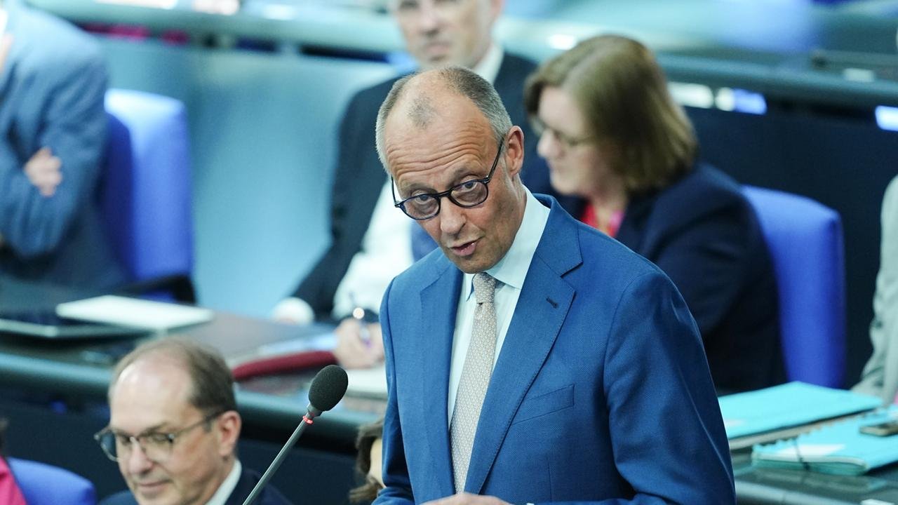 Regierungserklärung: Merz stellt Reformprogramm im Bundestag vor