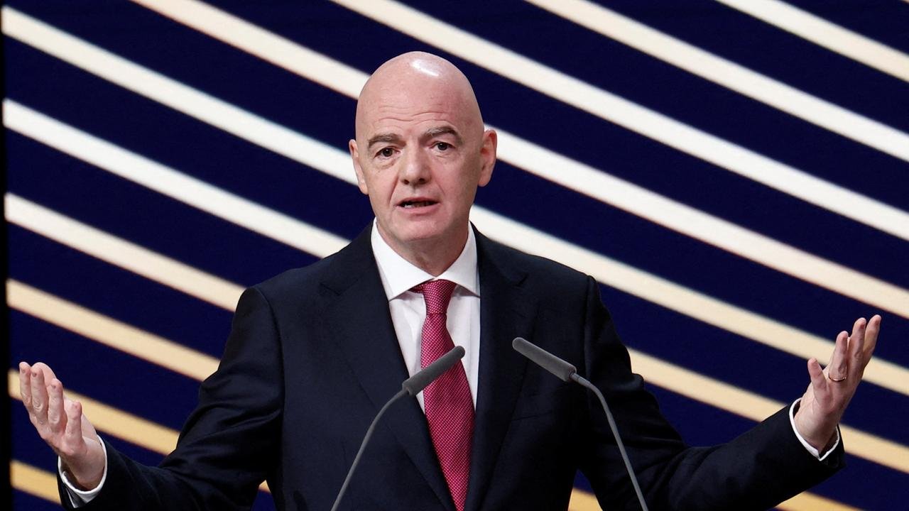 FIFA-Chef Infantino gibt umstrittene Investorenpläne für Fußball-WM auf