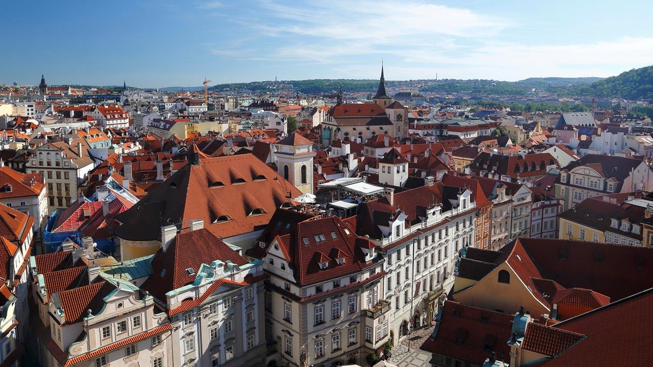 Leben in Prag – zwischen Hitzeschutz und Klimaskepsis