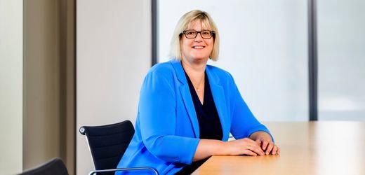 Sonja Optendrenk: Die Frau, die über Therapien für 74 Millionen Versicherte entscheidet Sonja Optendrenk: Die Frau, die über Therapien für 74 Millionen Versicherte entscheidet