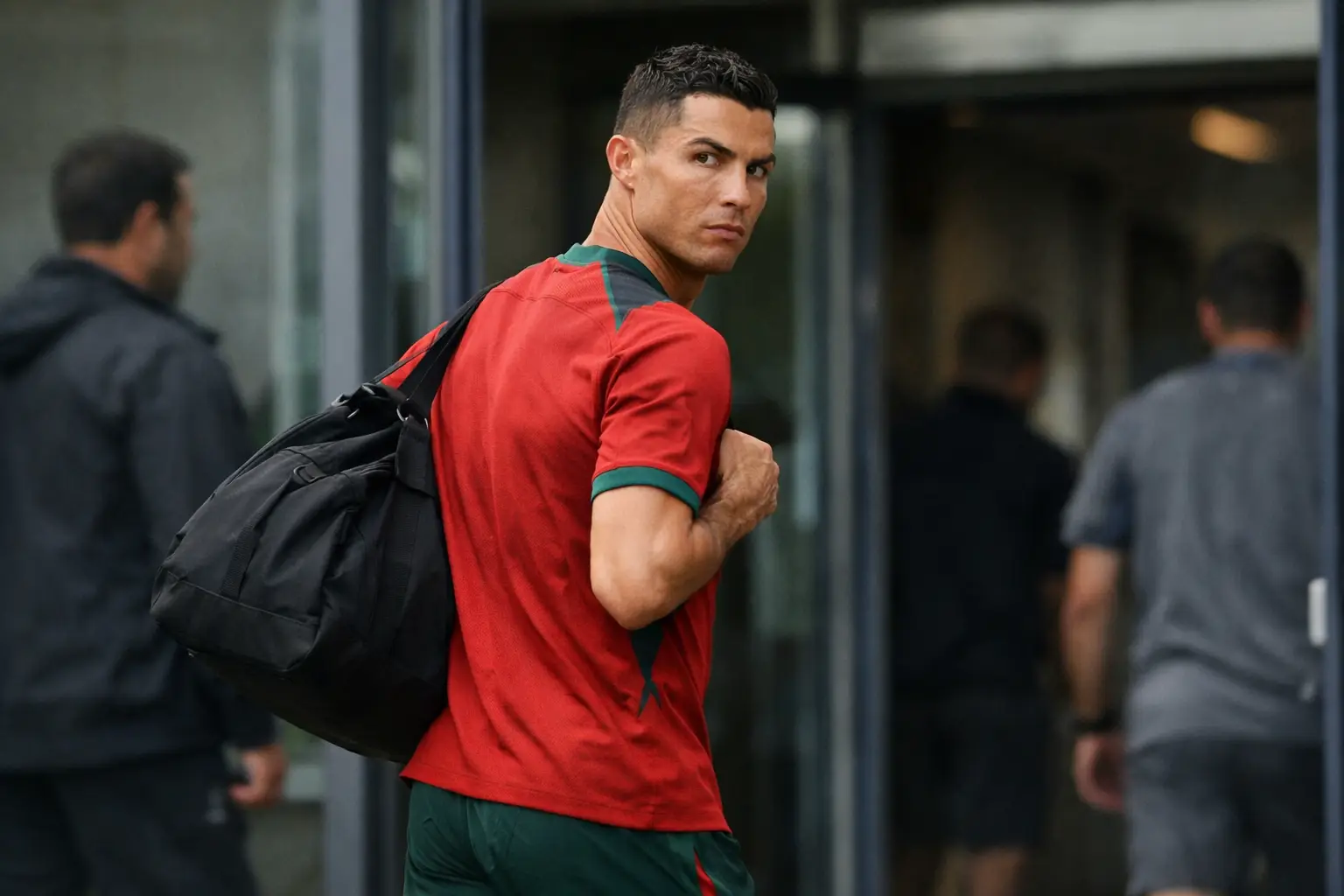 Ronaldo entgeht mit geringer Strafe nach Eklat im Nationalteam
